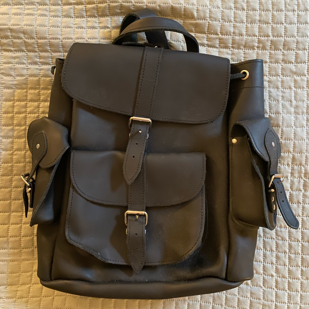 Grafea black leather backpack